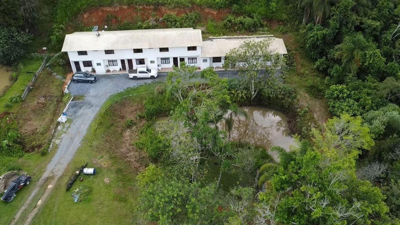 Hospedagem Mafli Barra do Trombudo Exterior foto